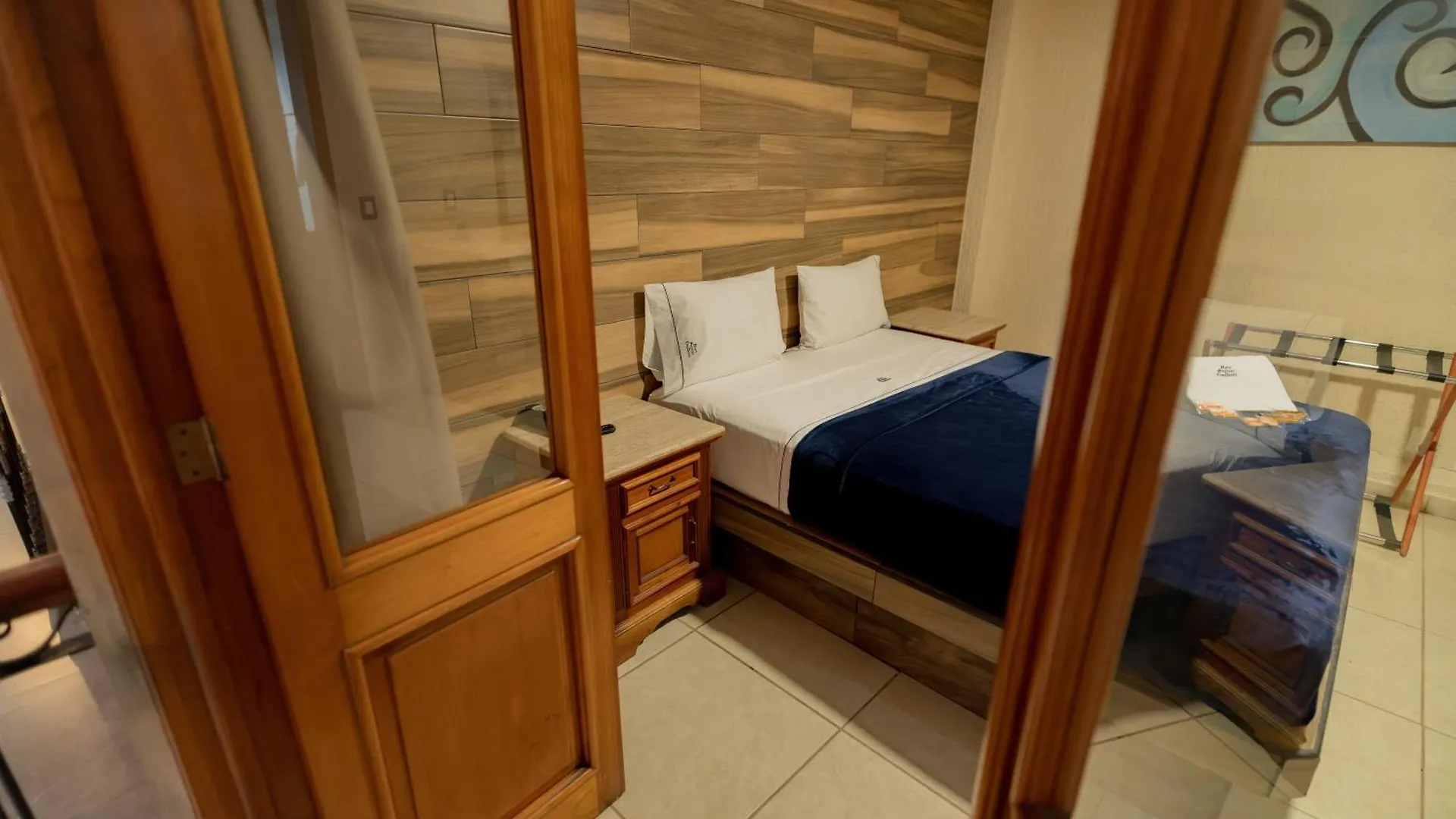 Hotel Santiago De Compostela - Guadalajara Centro Historico