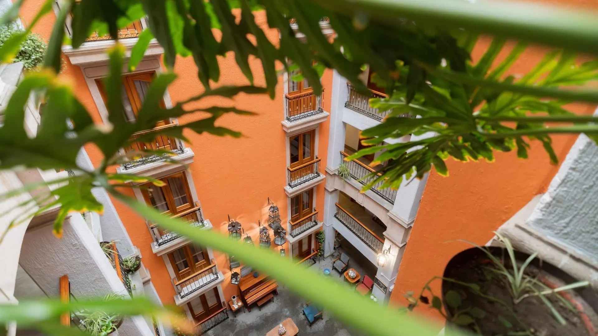 Hotel Santiago De Compostela - Guadalajara Centro Historico