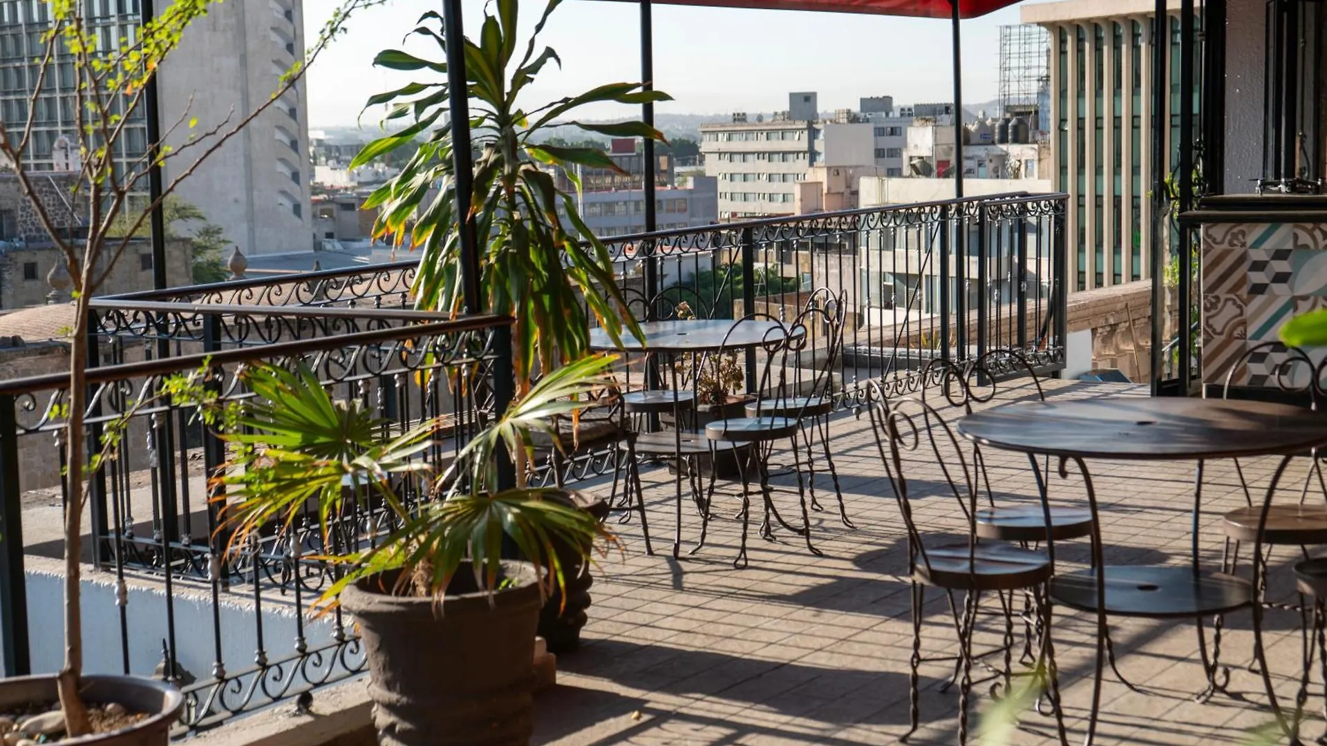 Hotel Santiago De Compostela - Guadalajara Centro Historico