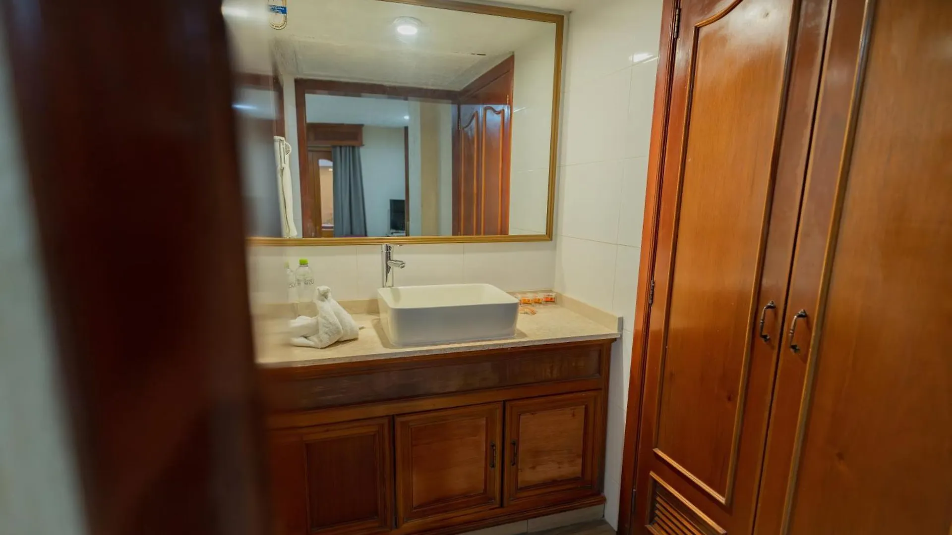 Hotel Santiago De Compostela - Guadalajara Centro Historico