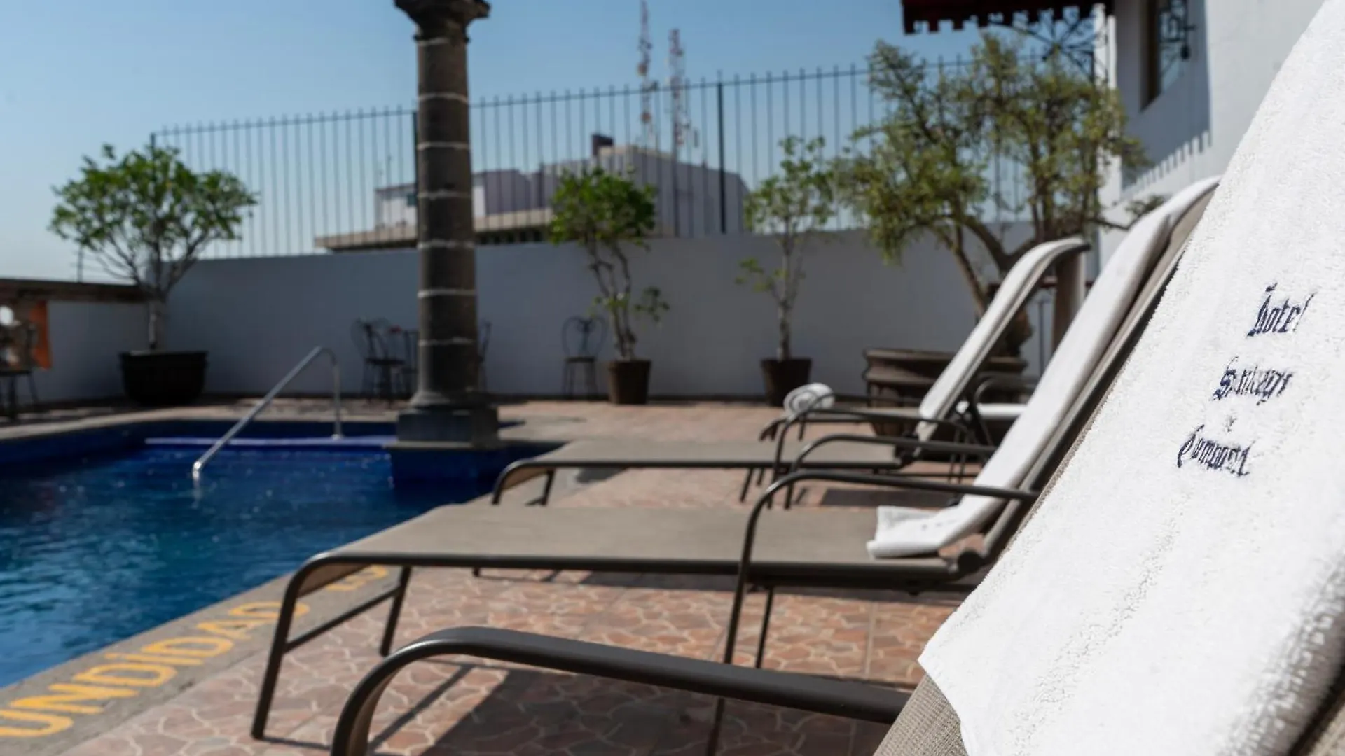 Hotel Santiago De Compostela - Guadalajara Centro Historico
